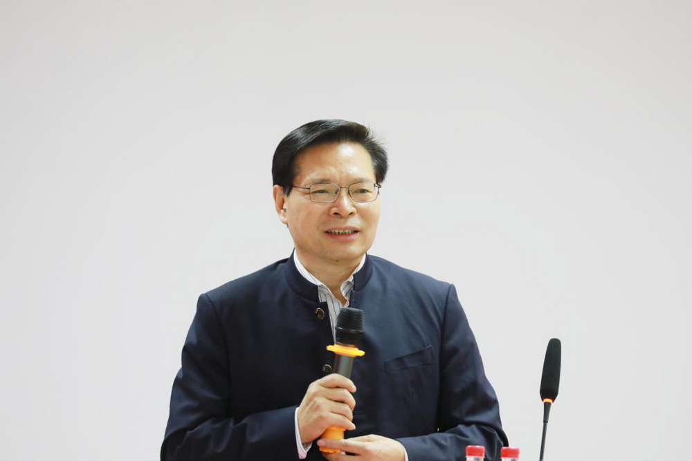 z6尊龙官方网站科技召开成立25周年座谈会